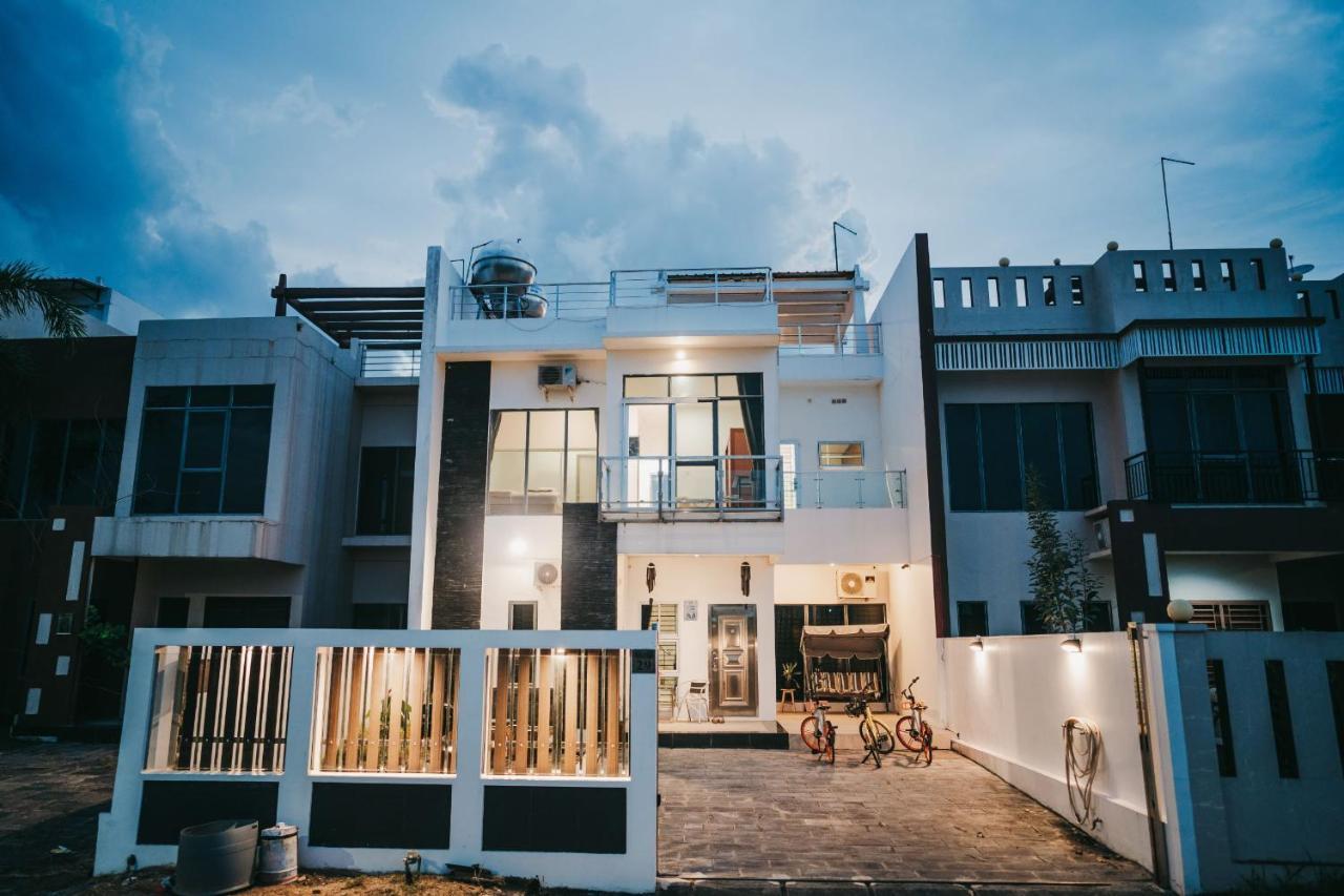 Canoe And Fishing , Free Pickup Villa Batam Exterior foto